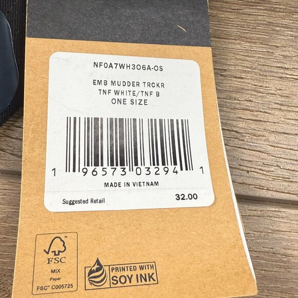 The North Face Embroidered Mudder Trucker Hat Black/White, Adjustable, Mountains - Picture 4 of 9